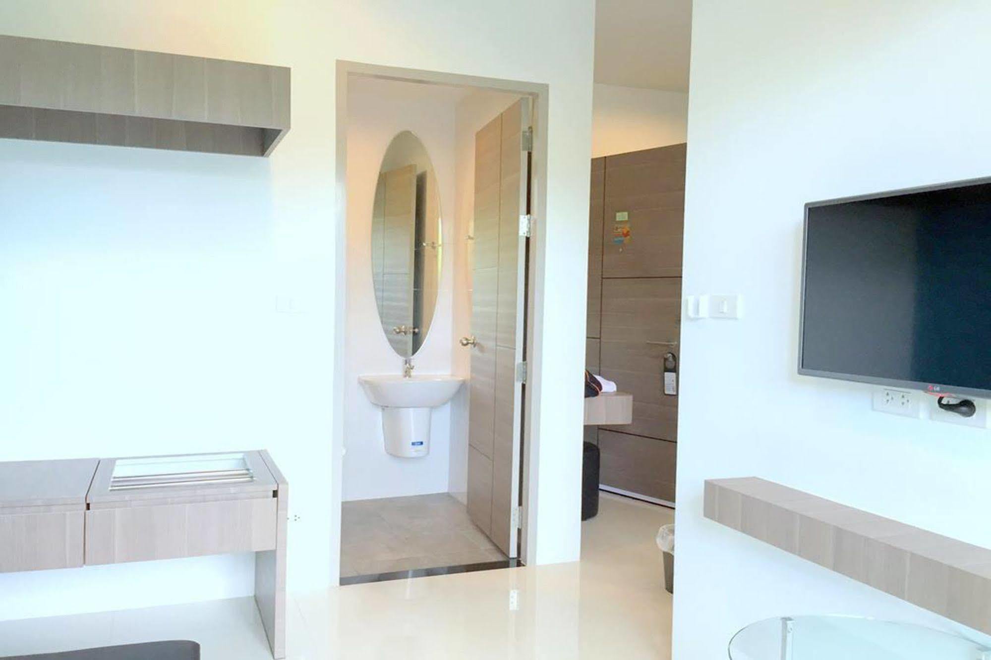 Dusit Naka Place Phuket Eksteriør billede