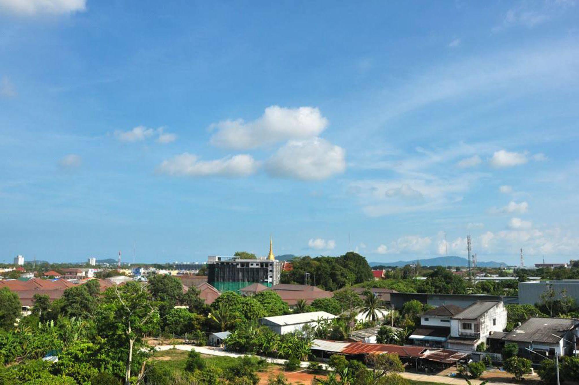 Dusit Naka Place Phuket Eksteriør billede